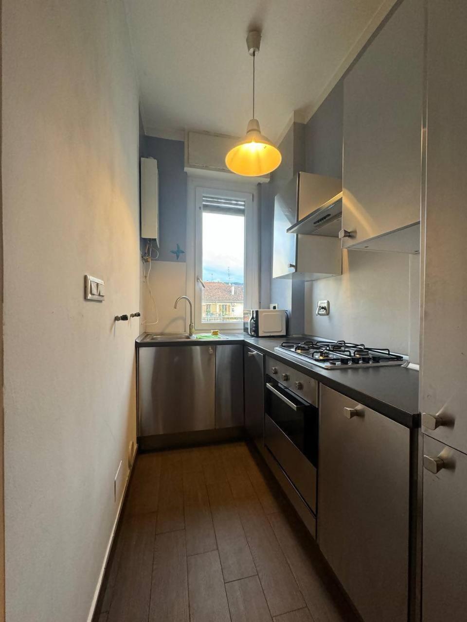Casa Dante Vicino Metropolitana Apartamento Turim Exterior foto